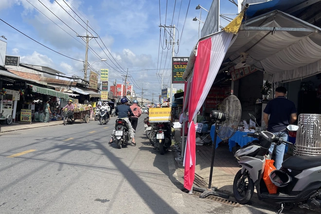 Xã Vĩnh Lộc tăng cường xử lý tình trạng lấn chiếm lòng đường, vỉa hè Img0133 1779764022463785605566