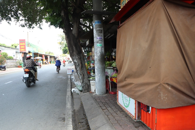 Xã Vĩnh Lộc tăng cường xử lý tình trạng lấn chiếm lòng đường, vỉa hè Img5374 17797645514241047661724